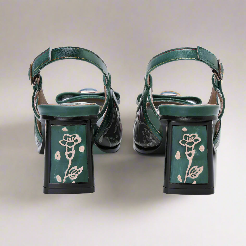 סנדלים-MAÉLIA