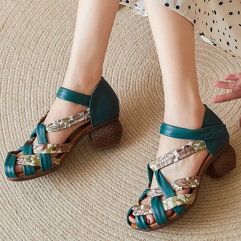 סנדלים-CAVARIA