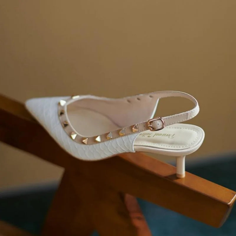 נעלי עקב אלגנטיות-רותם